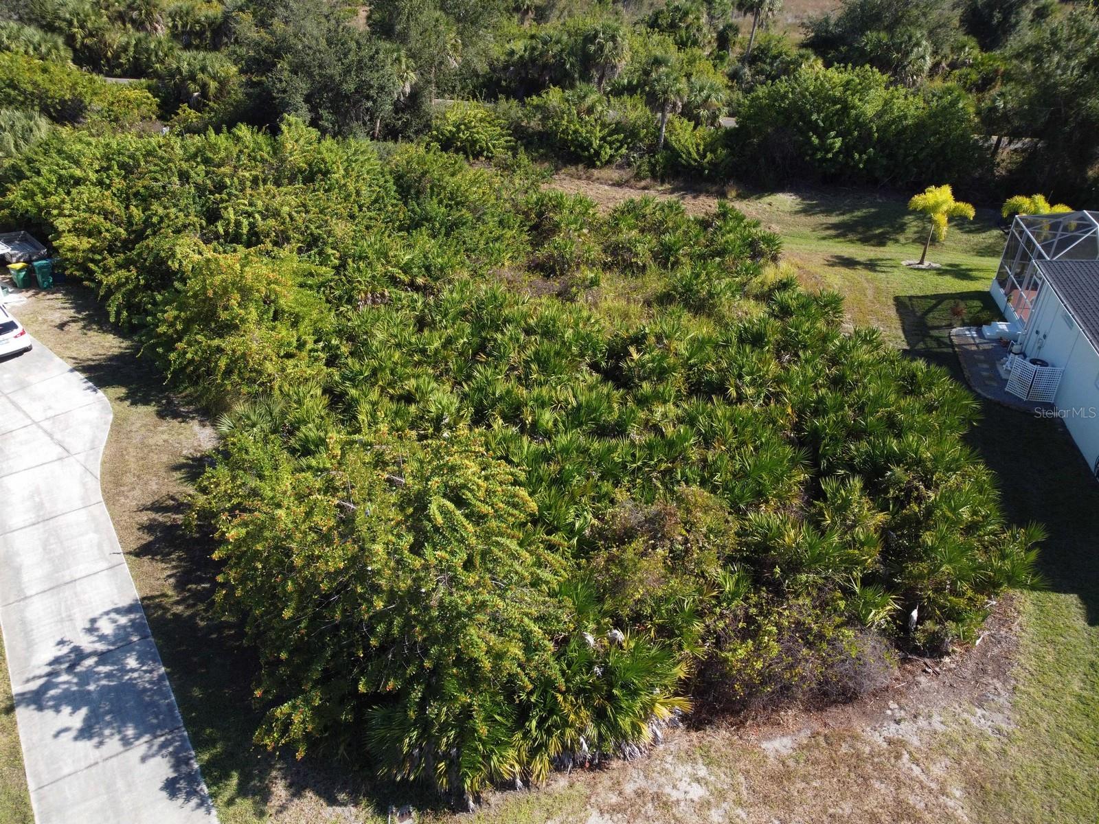 ROTONDA LAKES - Land