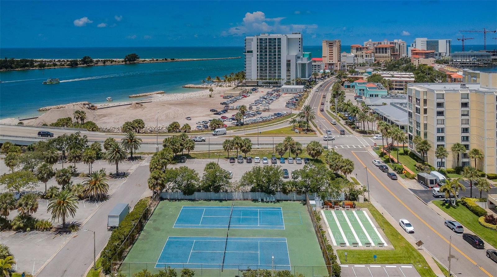 CLEARWATER POINT 8 TENNIS - Residential Lease