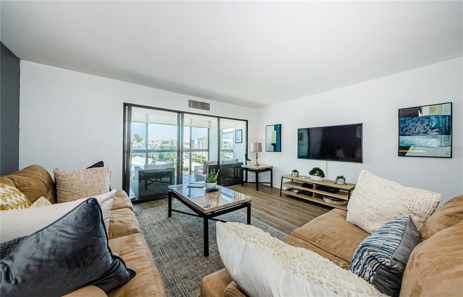 CLEARWATER POINT 8 TENNIS - Residential Lease