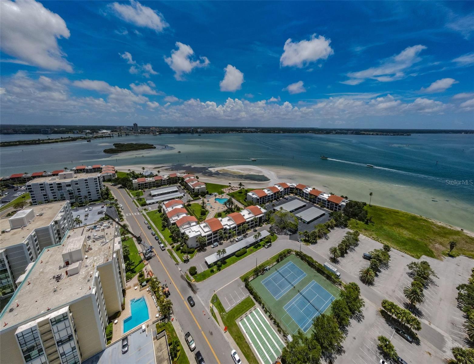 CLEARWATER POINT 8 TENNIS - Residential Lease