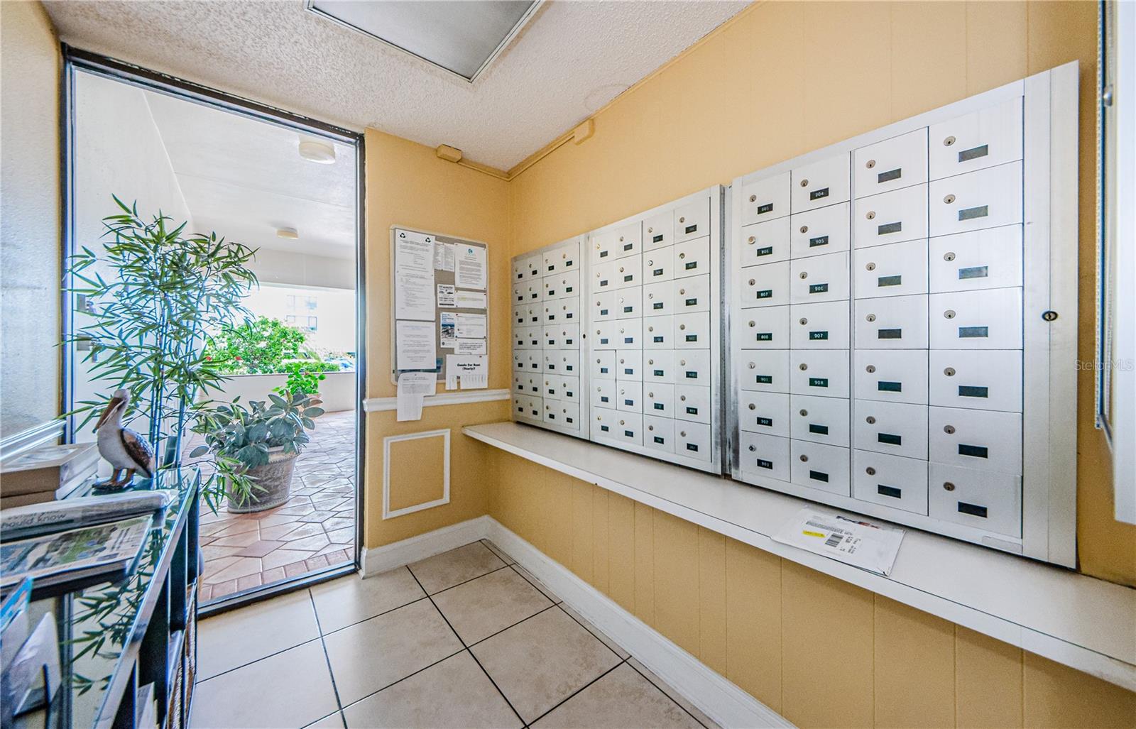 CLEARWATER POINT 8 TENNIS - Residential Lease