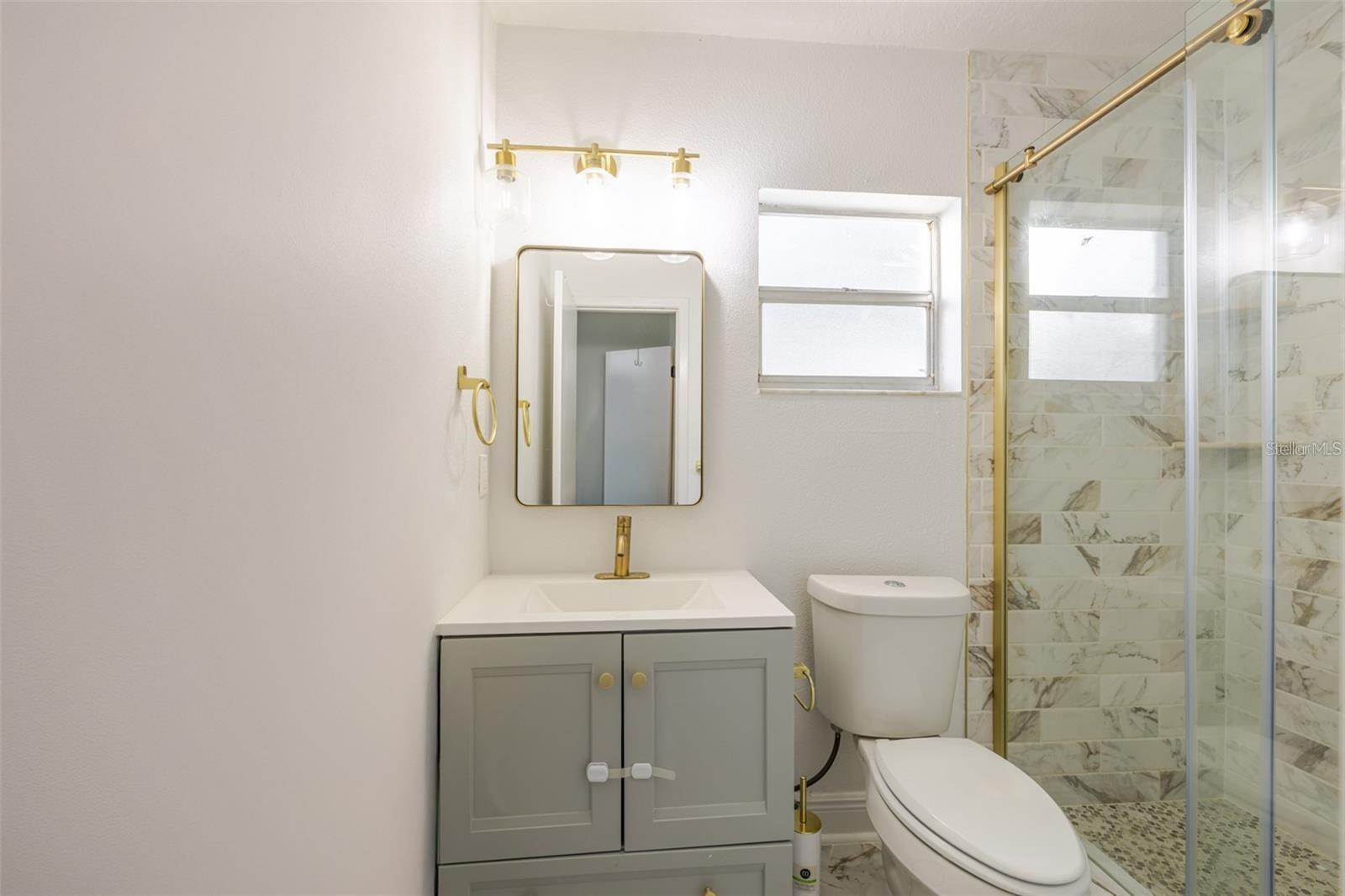 TAMPA SHORES INC #1 UN 1A REP - Residential