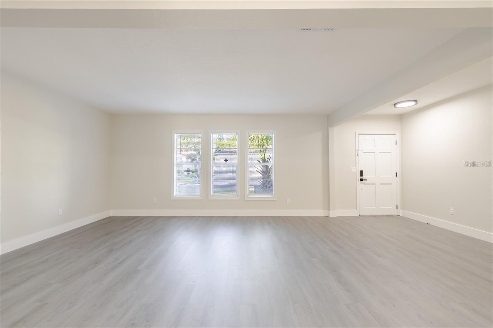 TAMPA SHORES INC #1 UN 1A REP - Residential