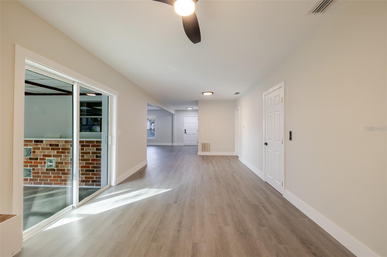 TAMPA SHORES INC #1 UN 1A REP - Residential