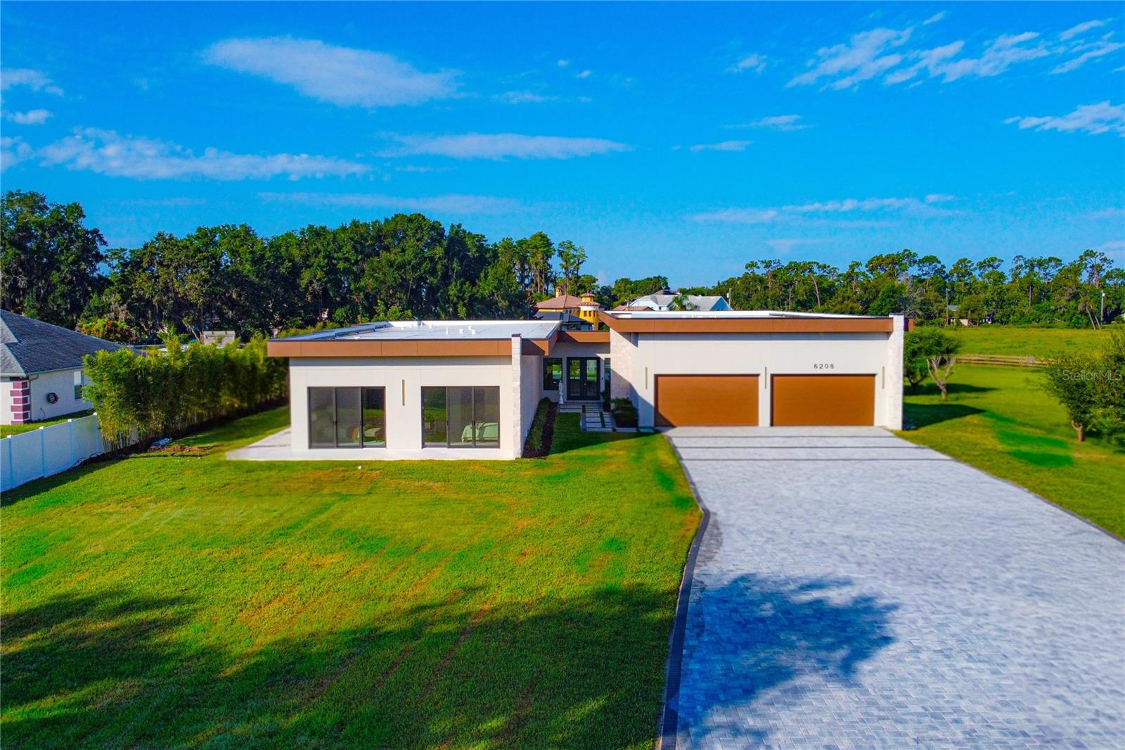 LANDINGS AT LAKE SAWYER - Residential