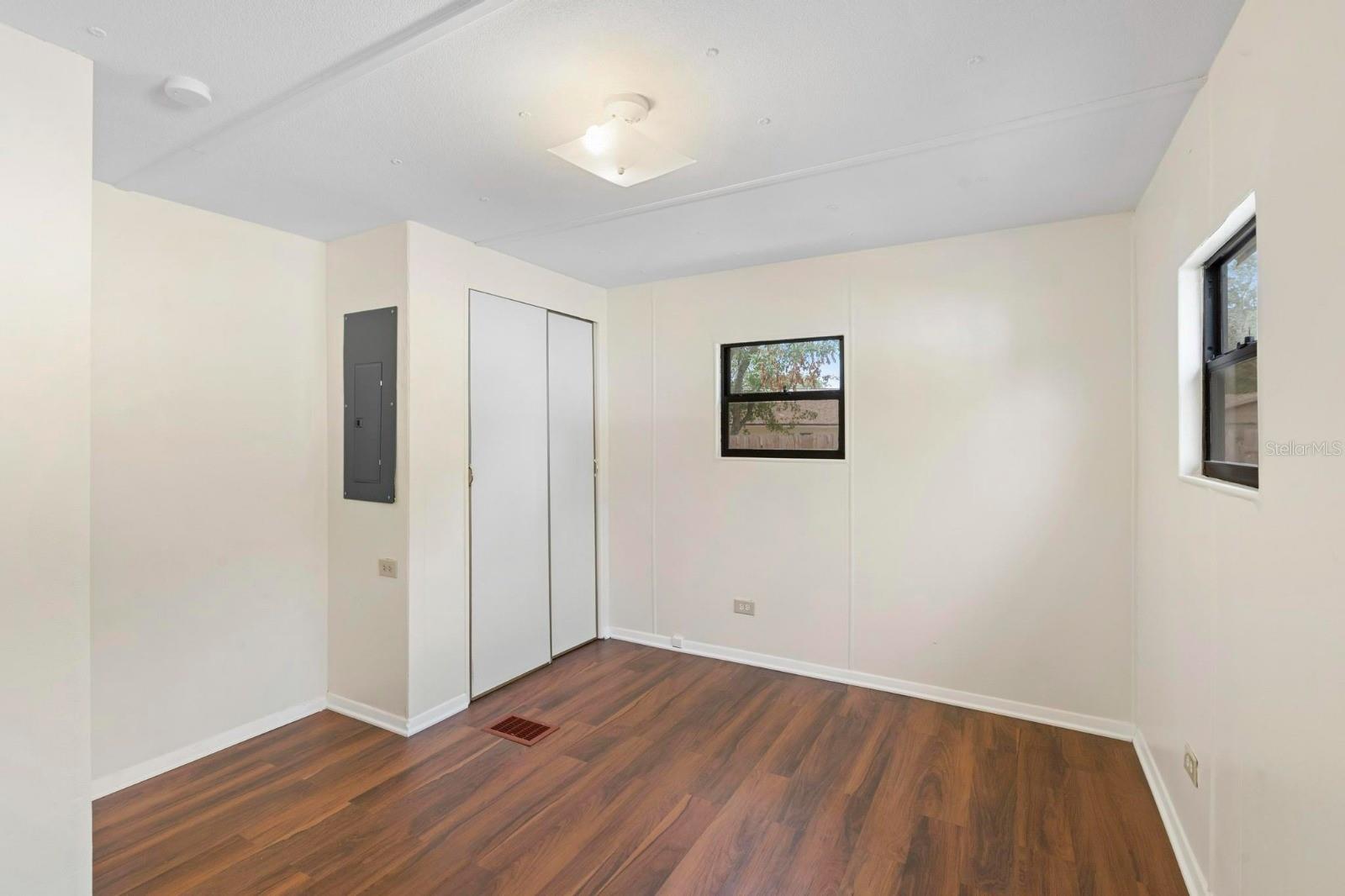 LAKE KATHRYN PARK 5TH ADD - Residential