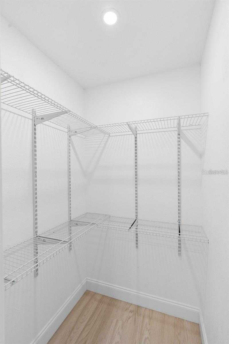 LAKE KATHRYN PARK 5TH ADD - Residential