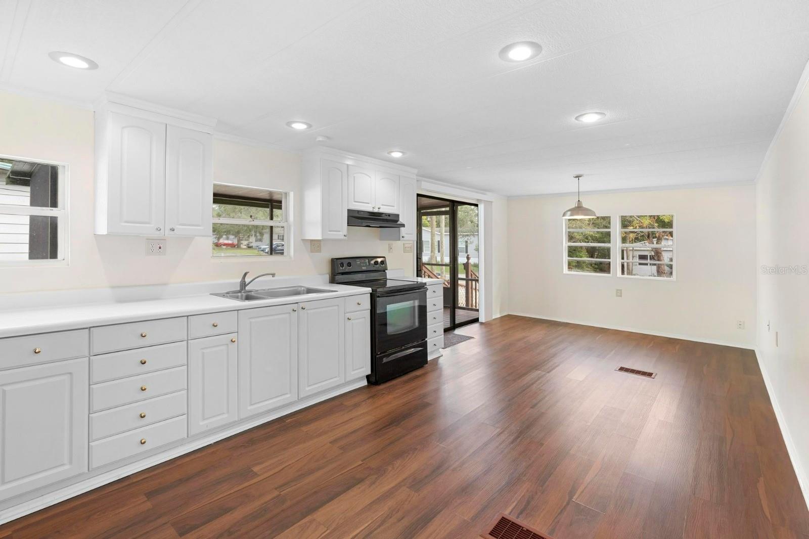 LAKE KATHRYN PARK 5TH ADD - Residential