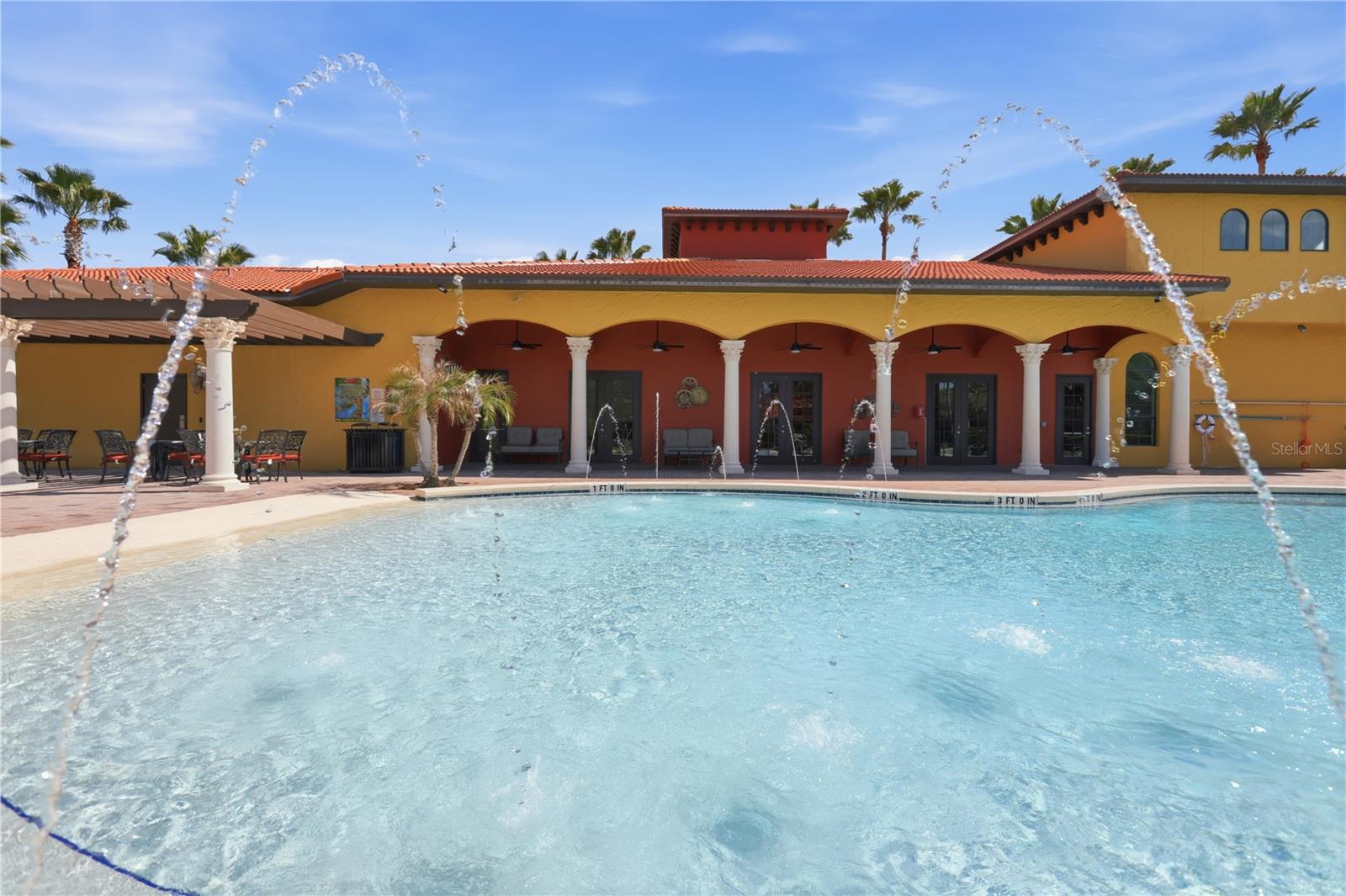 RIVIERA BELLA UNIT 01 - Residential