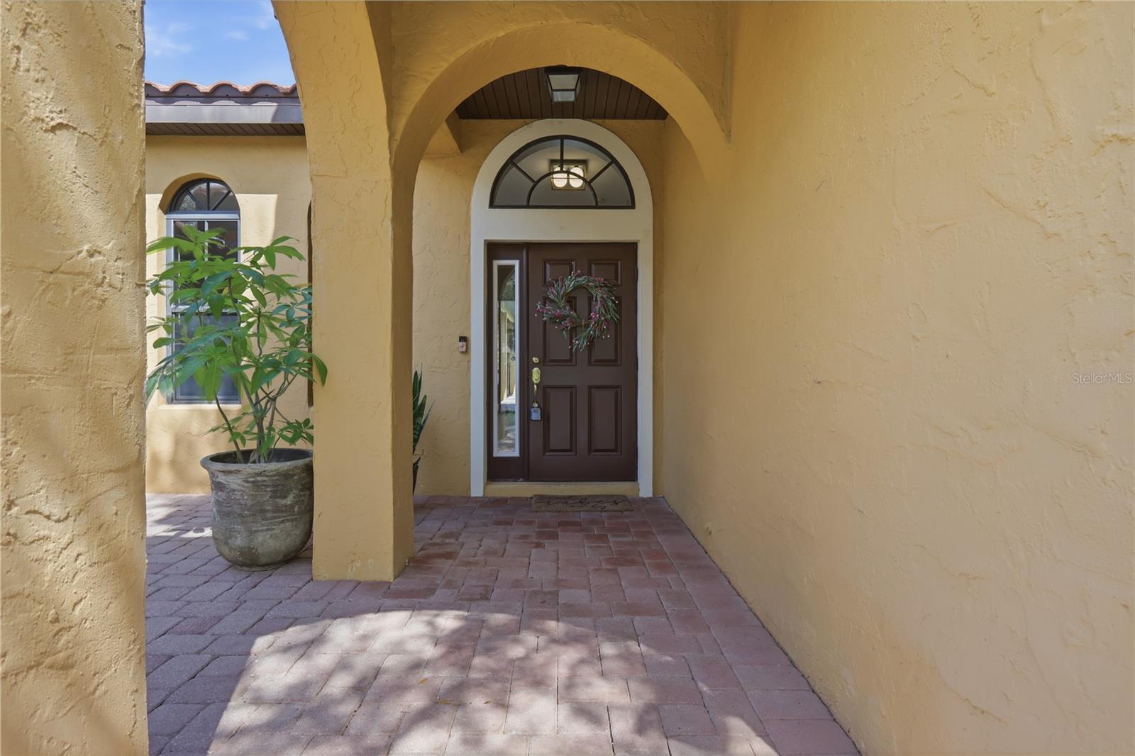 RIVIERA BELLA UNIT 01 - Residential