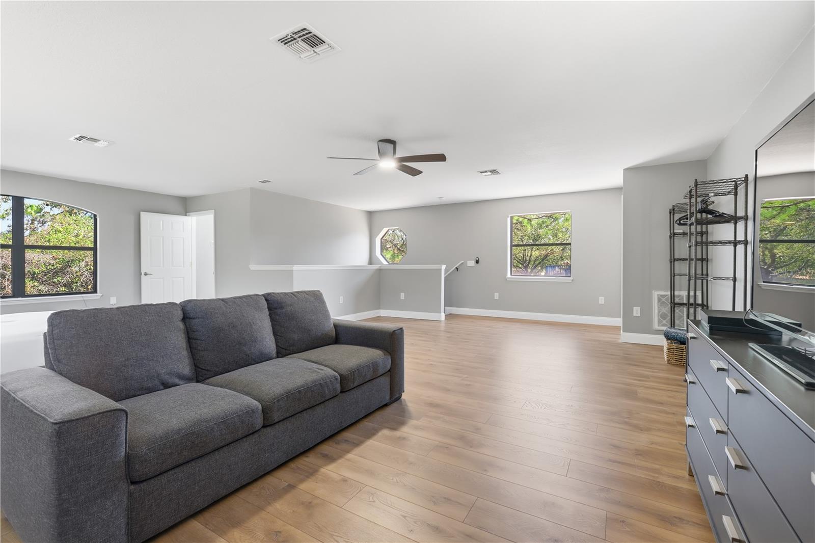 RIVIERA BELLA UNIT 01 - Residential