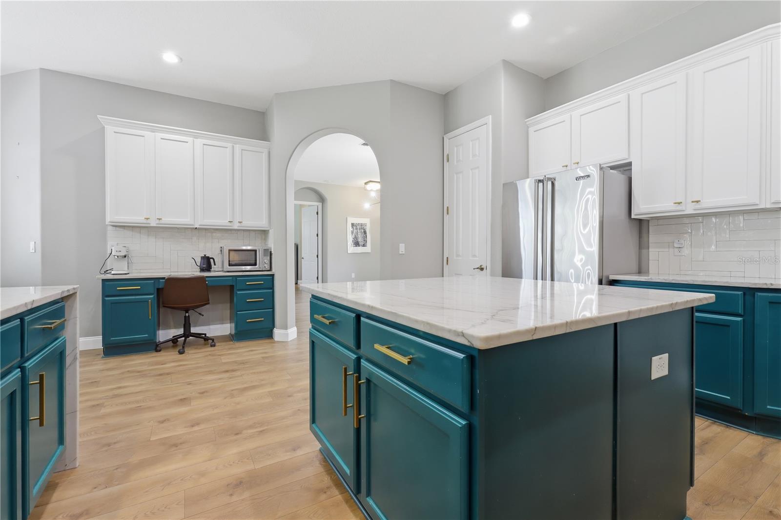 RIVIERA BELLA UNIT 01 - Residential