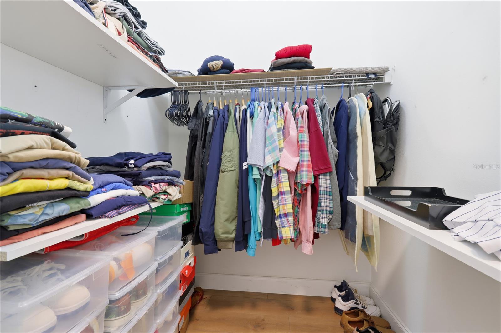 RIVIERA BELLA UNIT 01 - Residential