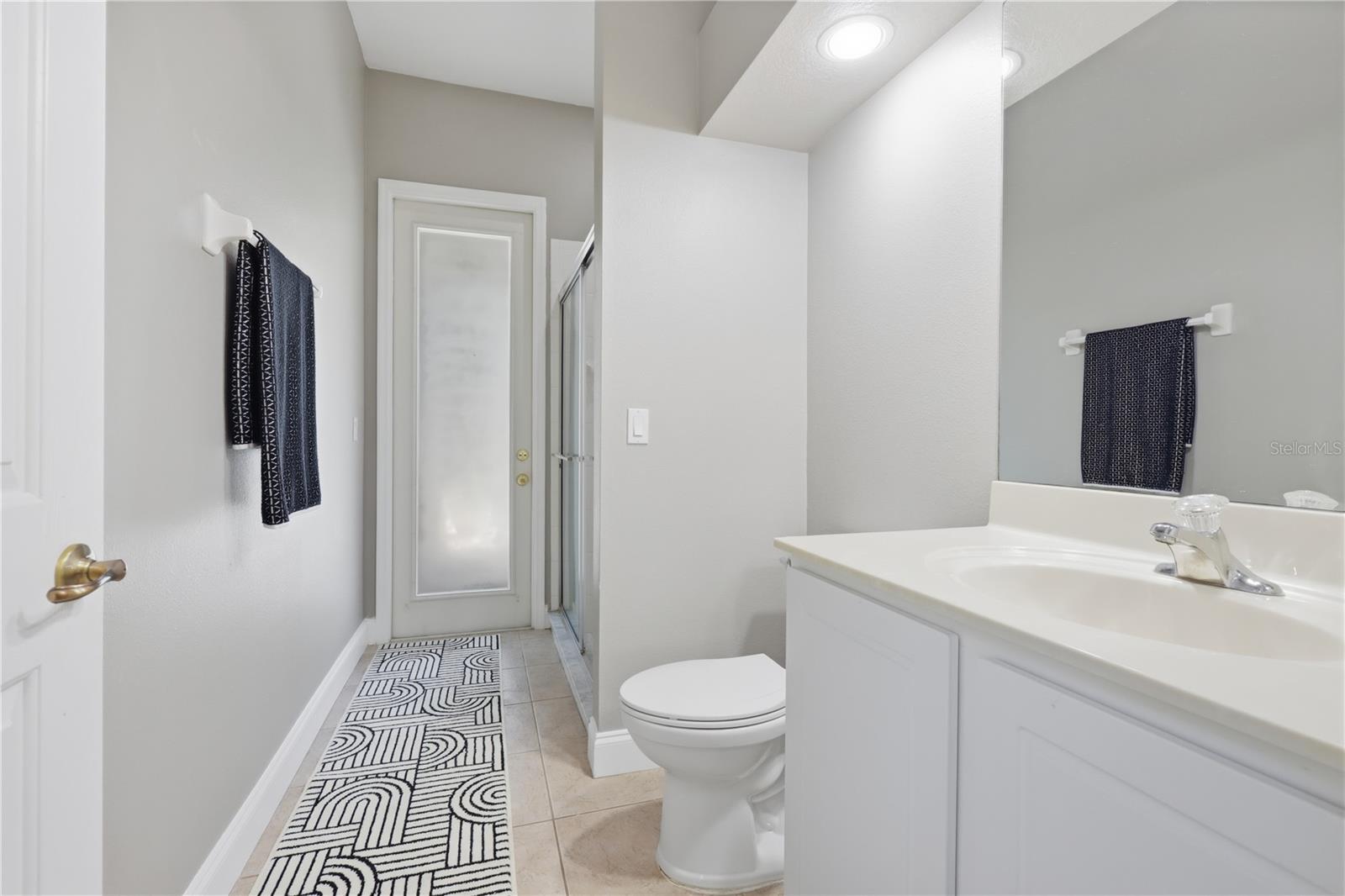 RIVIERA BELLA UNIT 01 - Residential