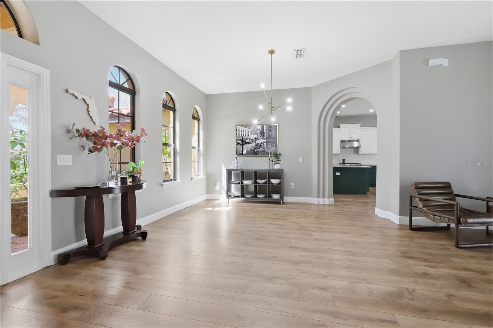 RIVIERA BELLA UNIT 01 - Residential