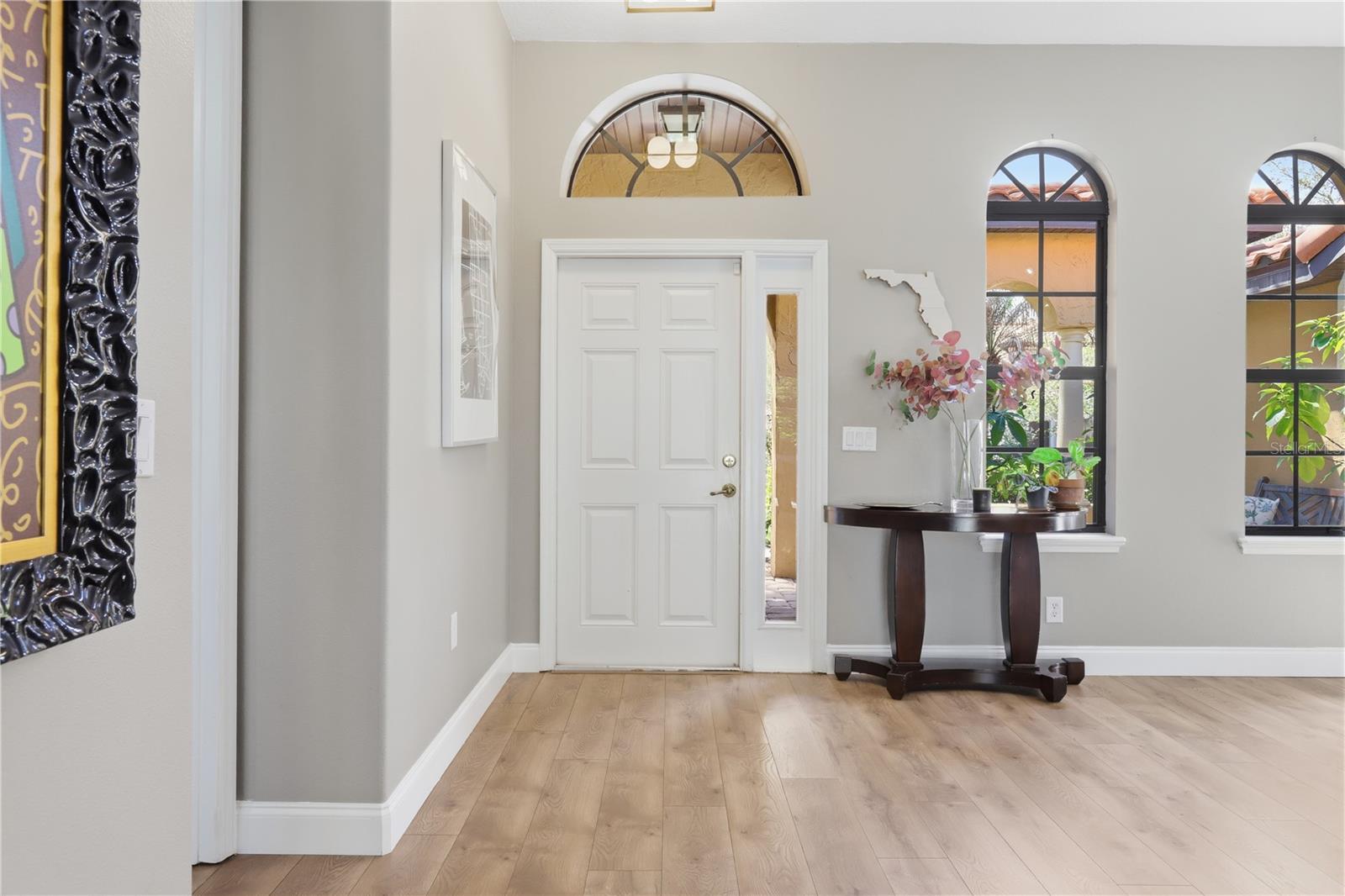 RIVIERA BELLA UNIT 01 - Residential