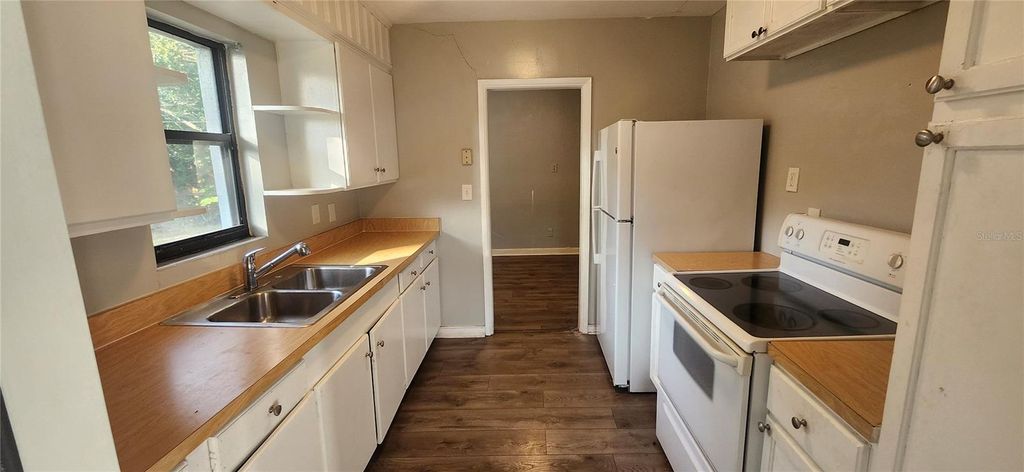 Photo of 1365 Overlea Street, Clearwater, FL 33755 (MLS # W7881369)