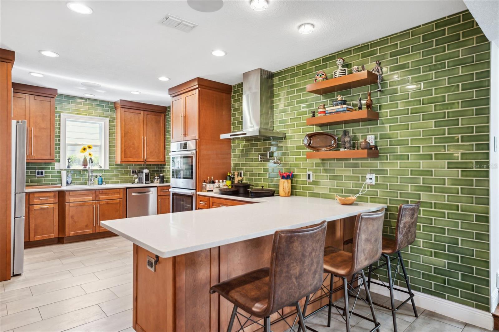 MONTICELLO PARK - Residential