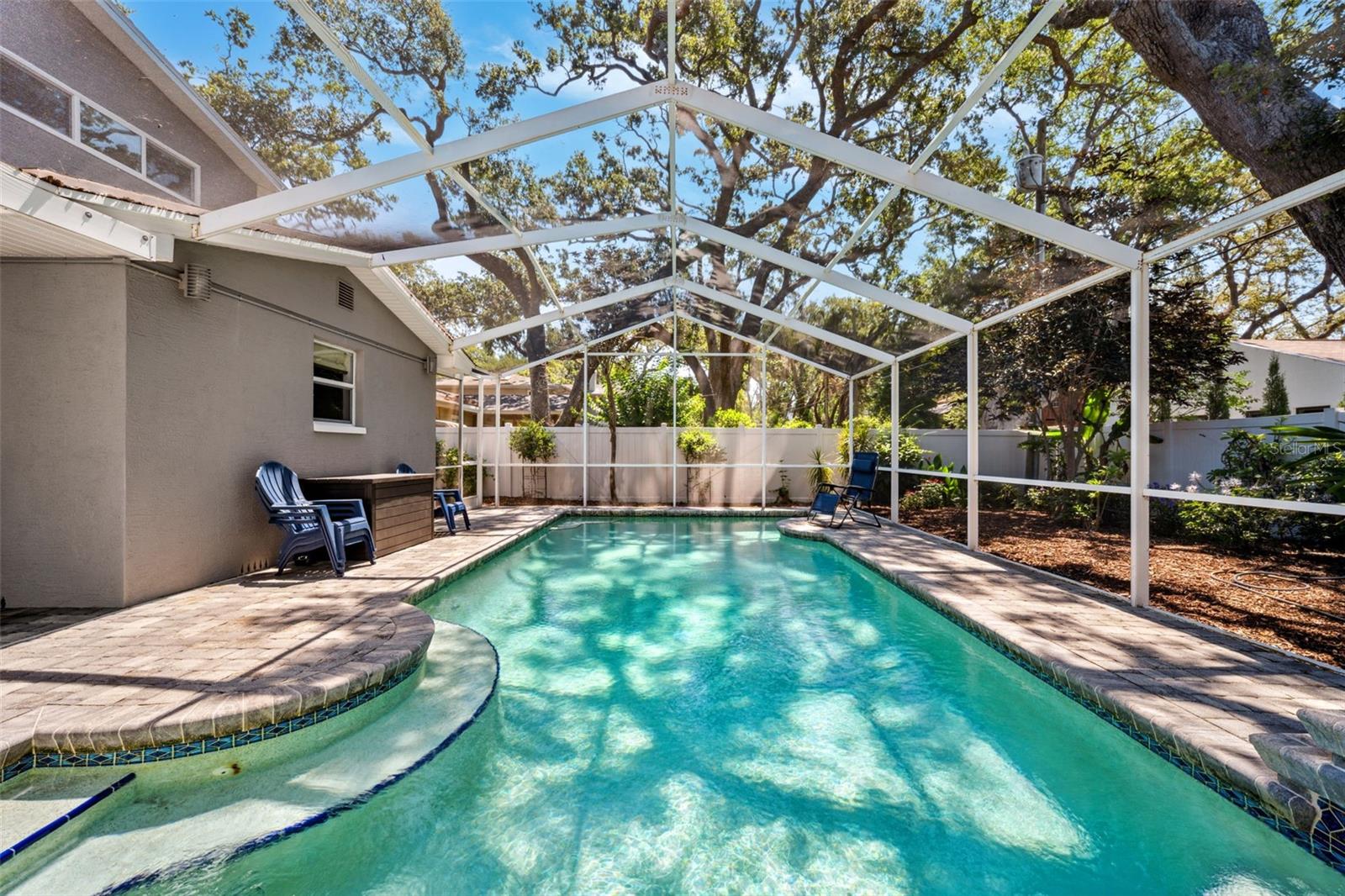 MONTICELLO PARK - Residential