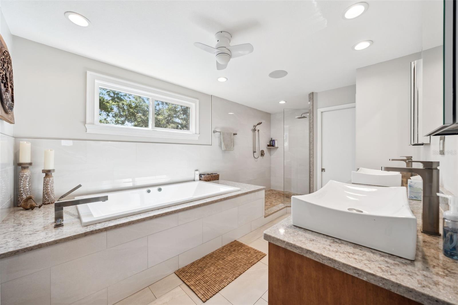 MONTICELLO PARK - Residential