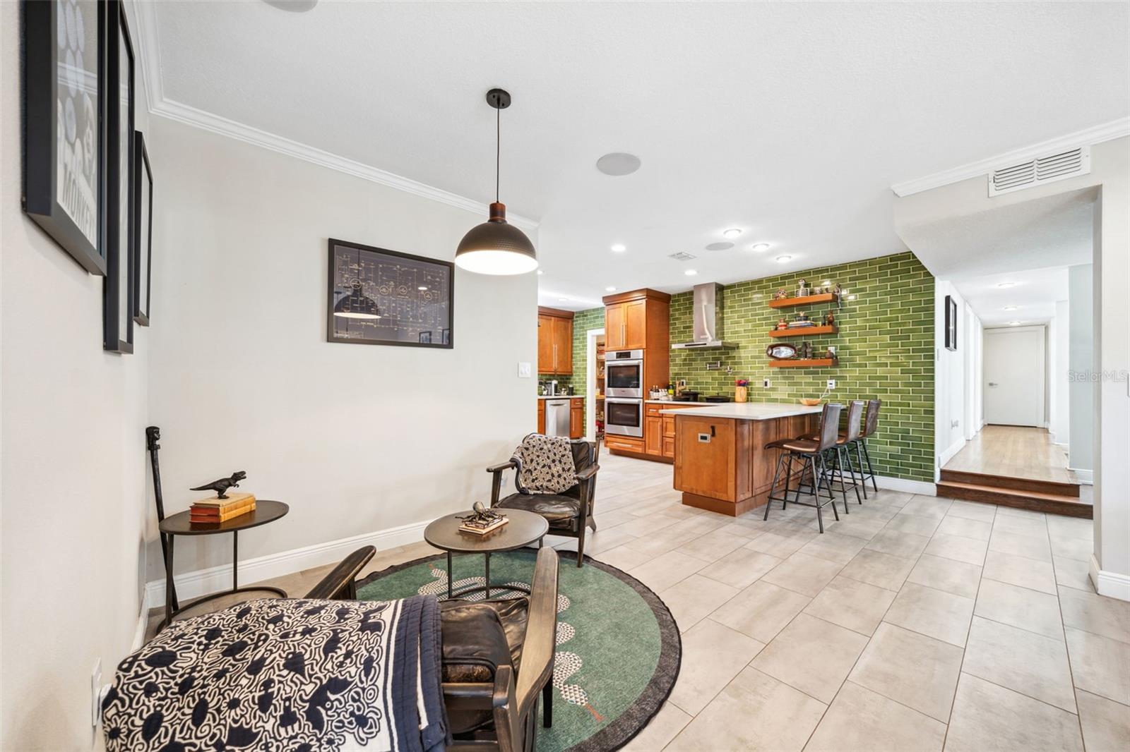 MONTICELLO PARK - Residential