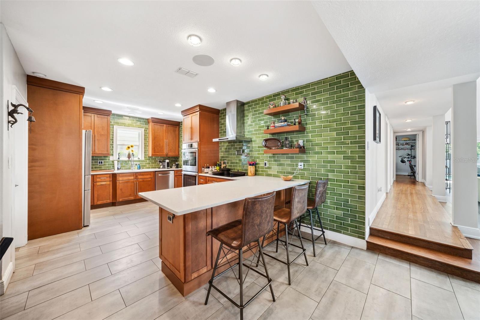 MONTICELLO PARK - Residential