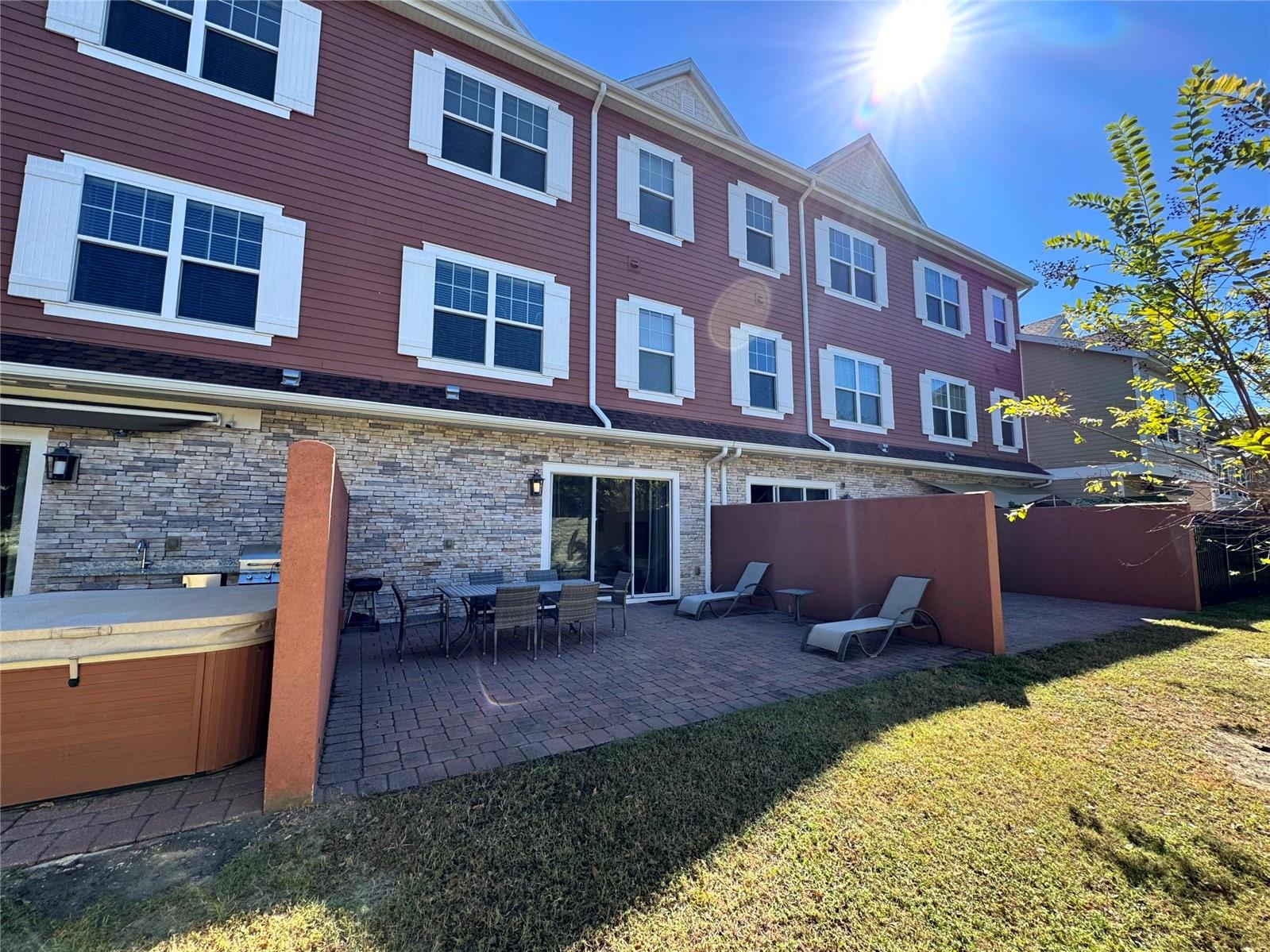 SUMMERVILLE RESORT - Residential Lease