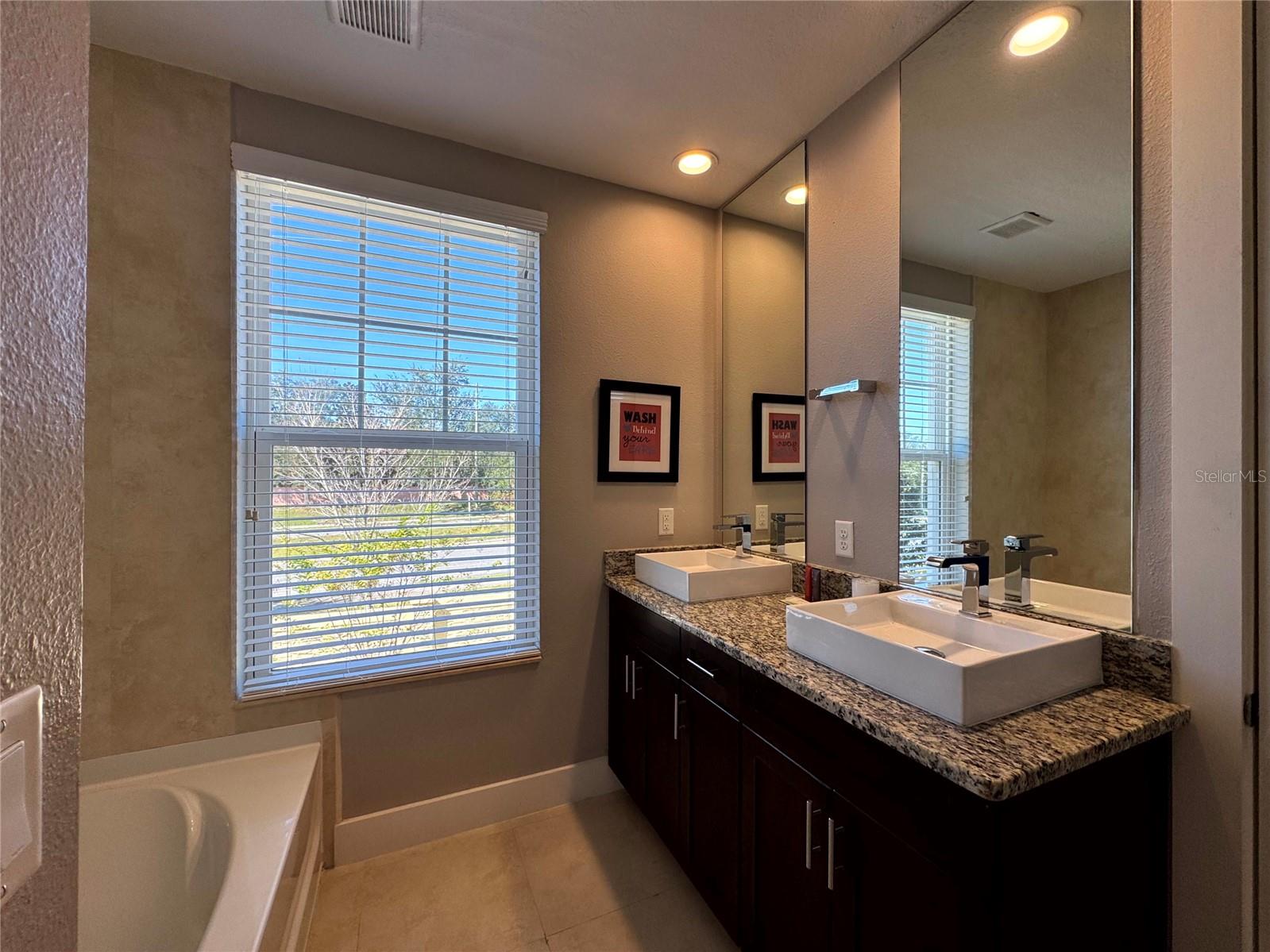 SUMMERVILLE RESORT - Residential Lease