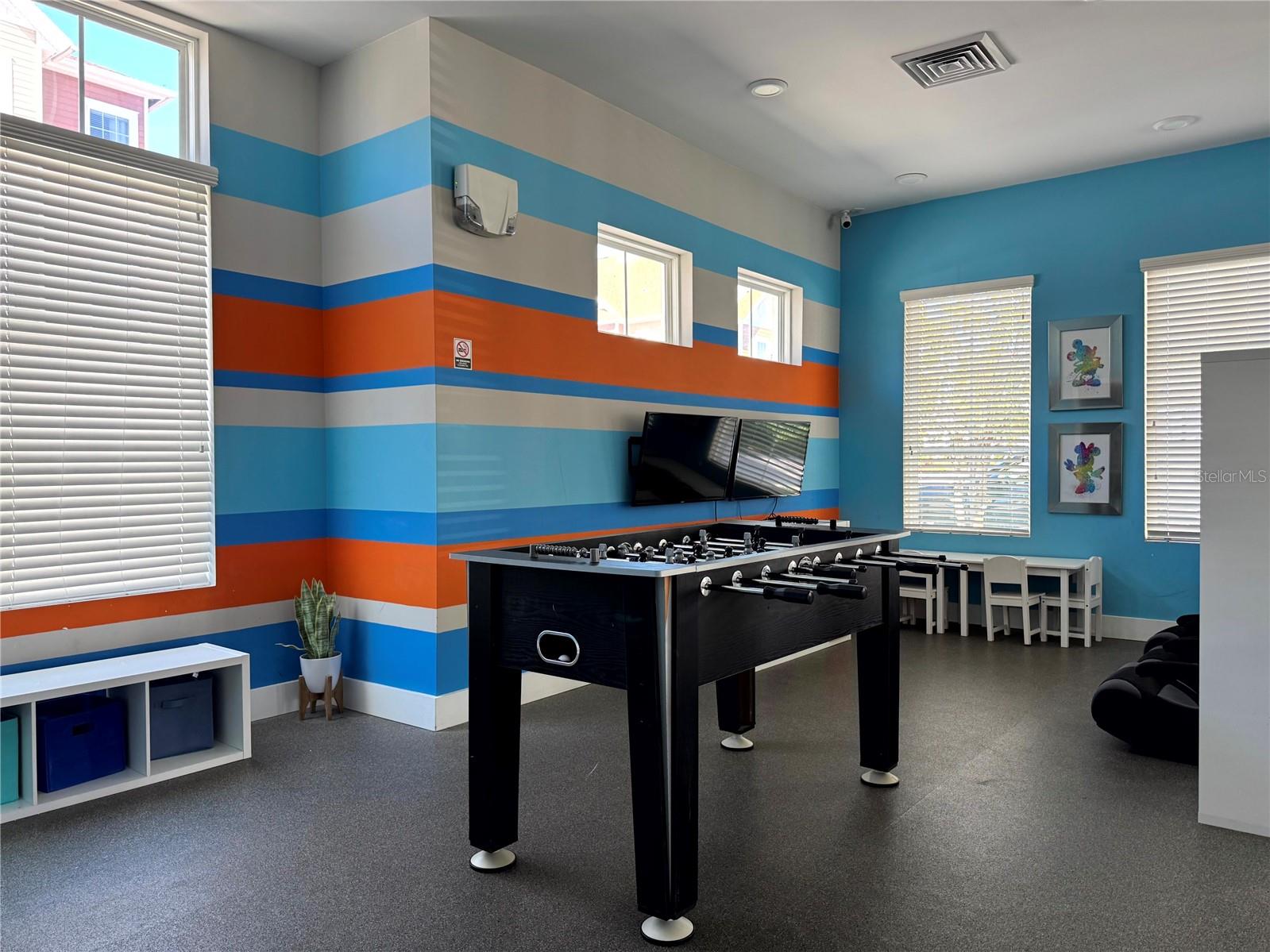 SUMMERVILLE RESORT - Residential Lease