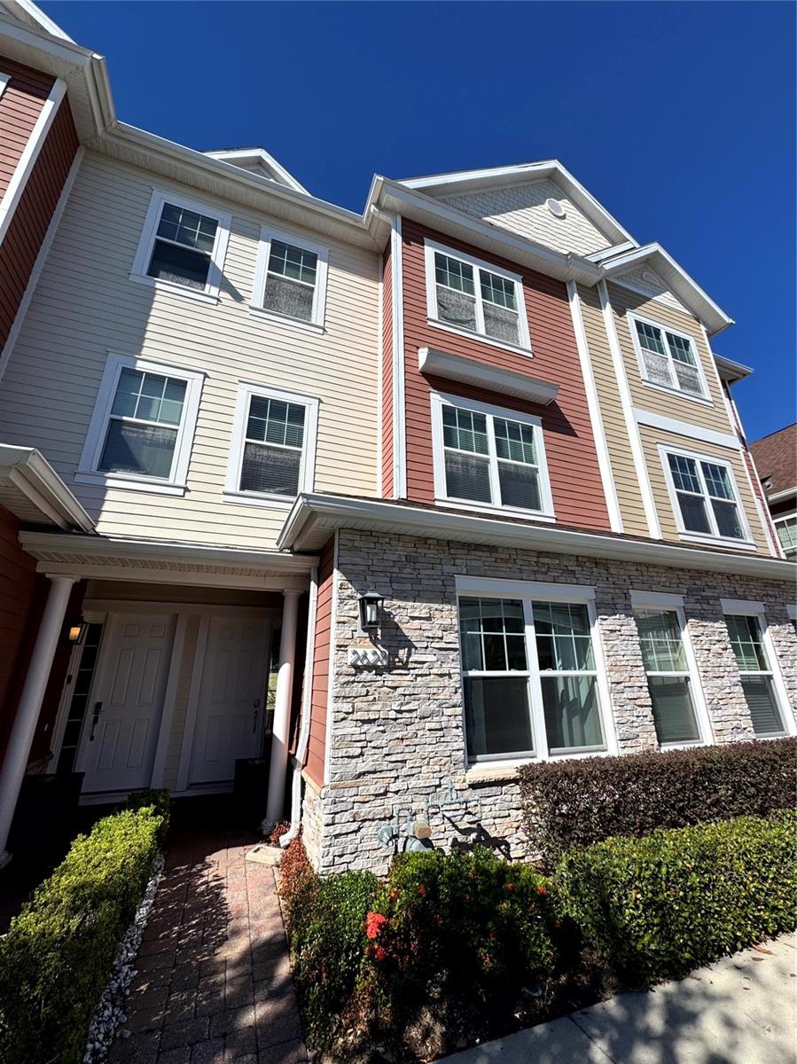 SUMMERVILLE RESORT - Residential Lease