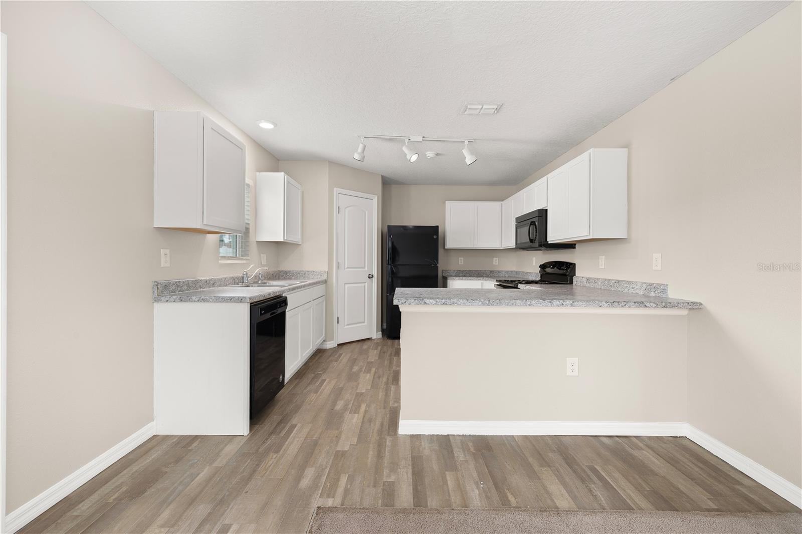 POINCIANA NBRHD 02 VILLAGE 08 - Residential