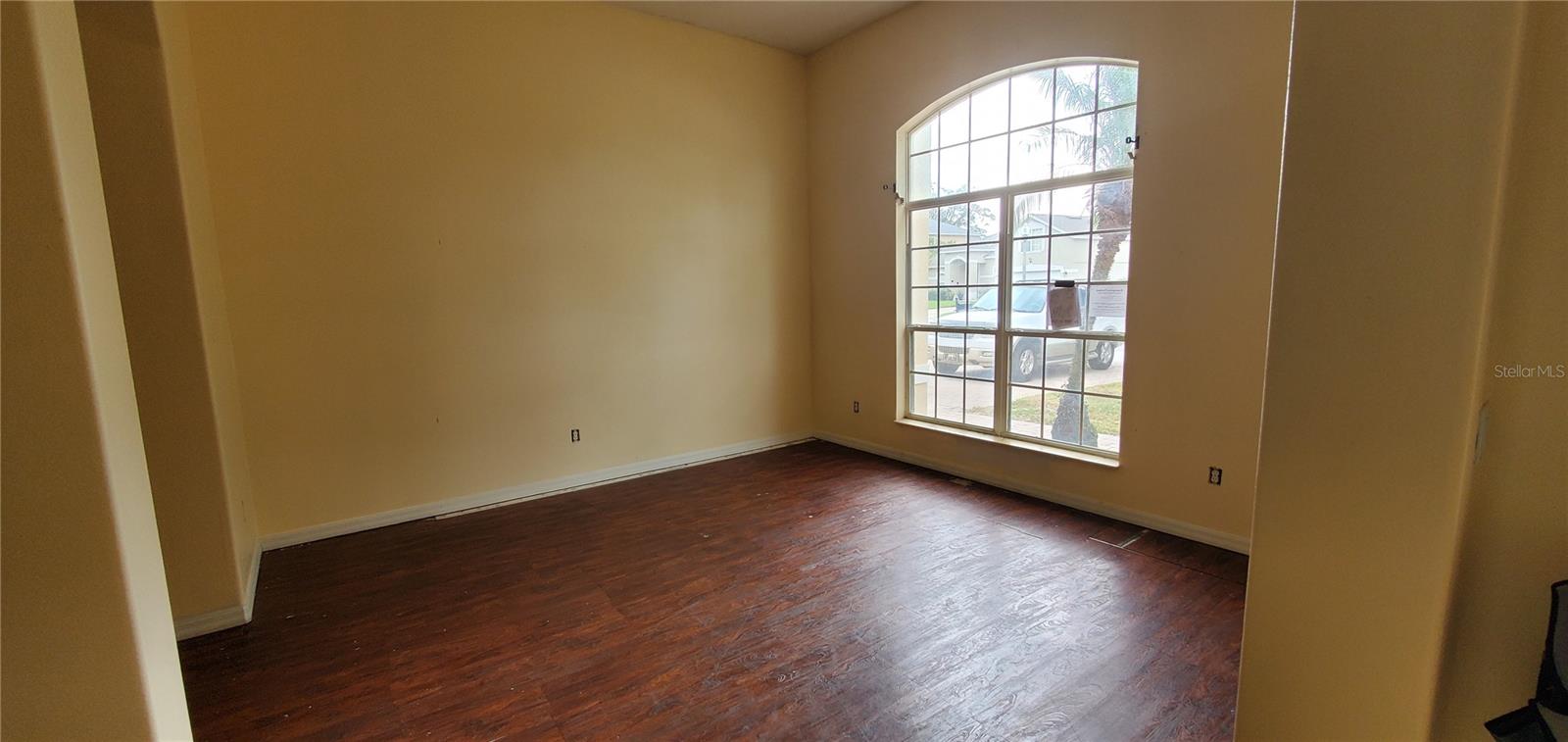 2196 LAUREL BLOSSOM CIRCLE