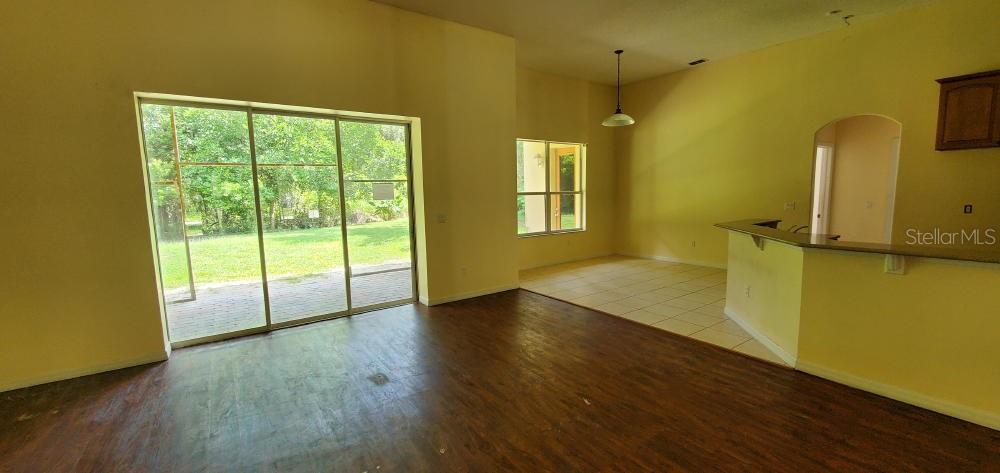 FOREST TRLS J & N - Residential