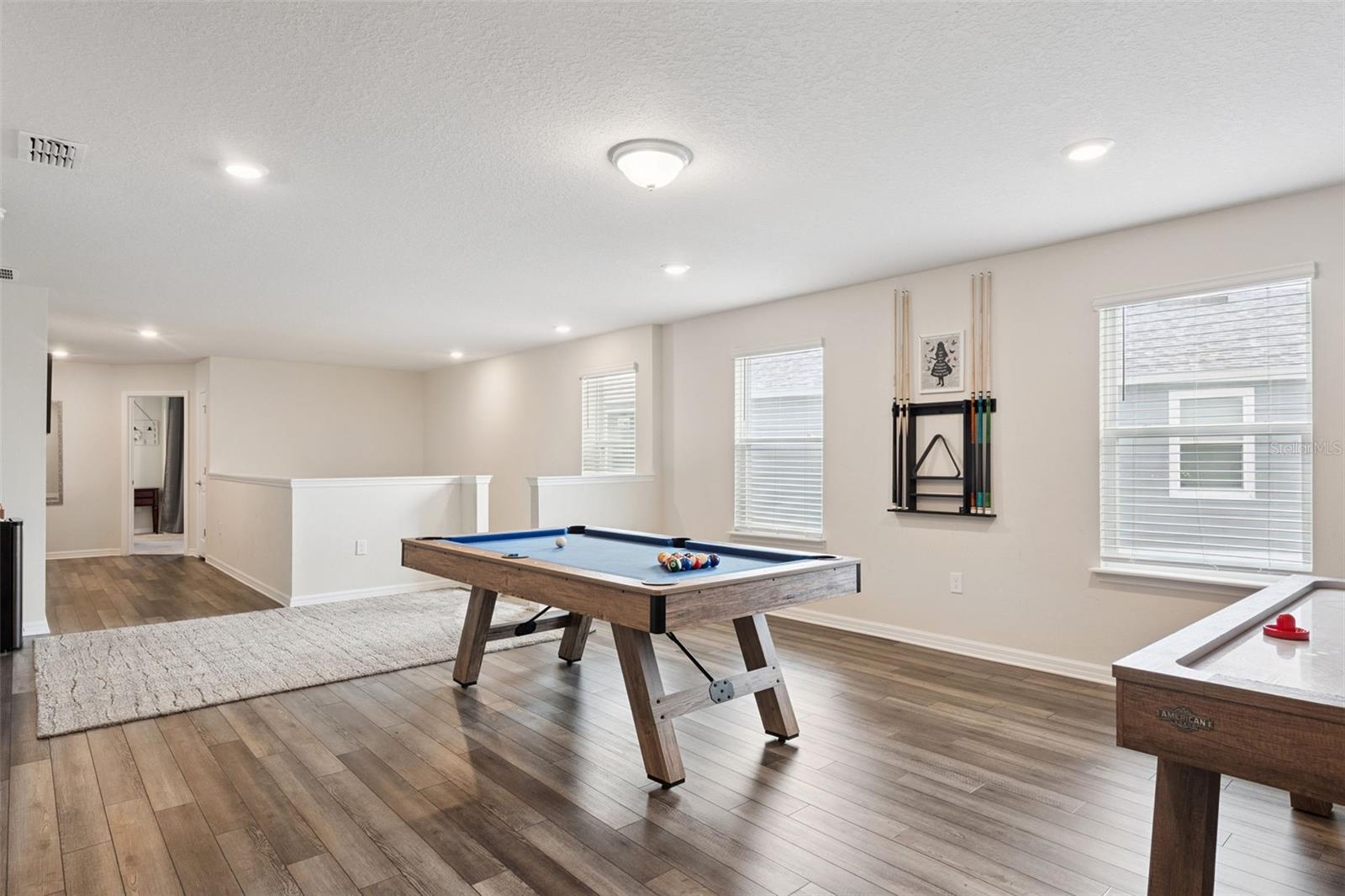 WINDSOR ISLAND RESIDENCE PH 2B - Residential