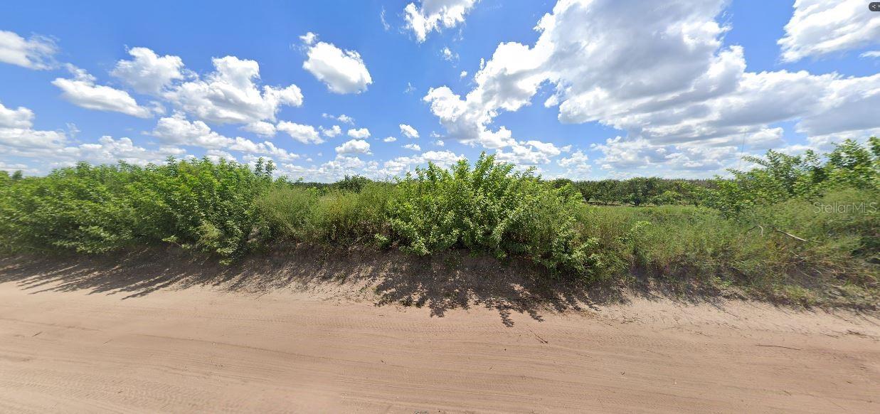 SUBURBAN ESTATES UNIT D UNREC - Land