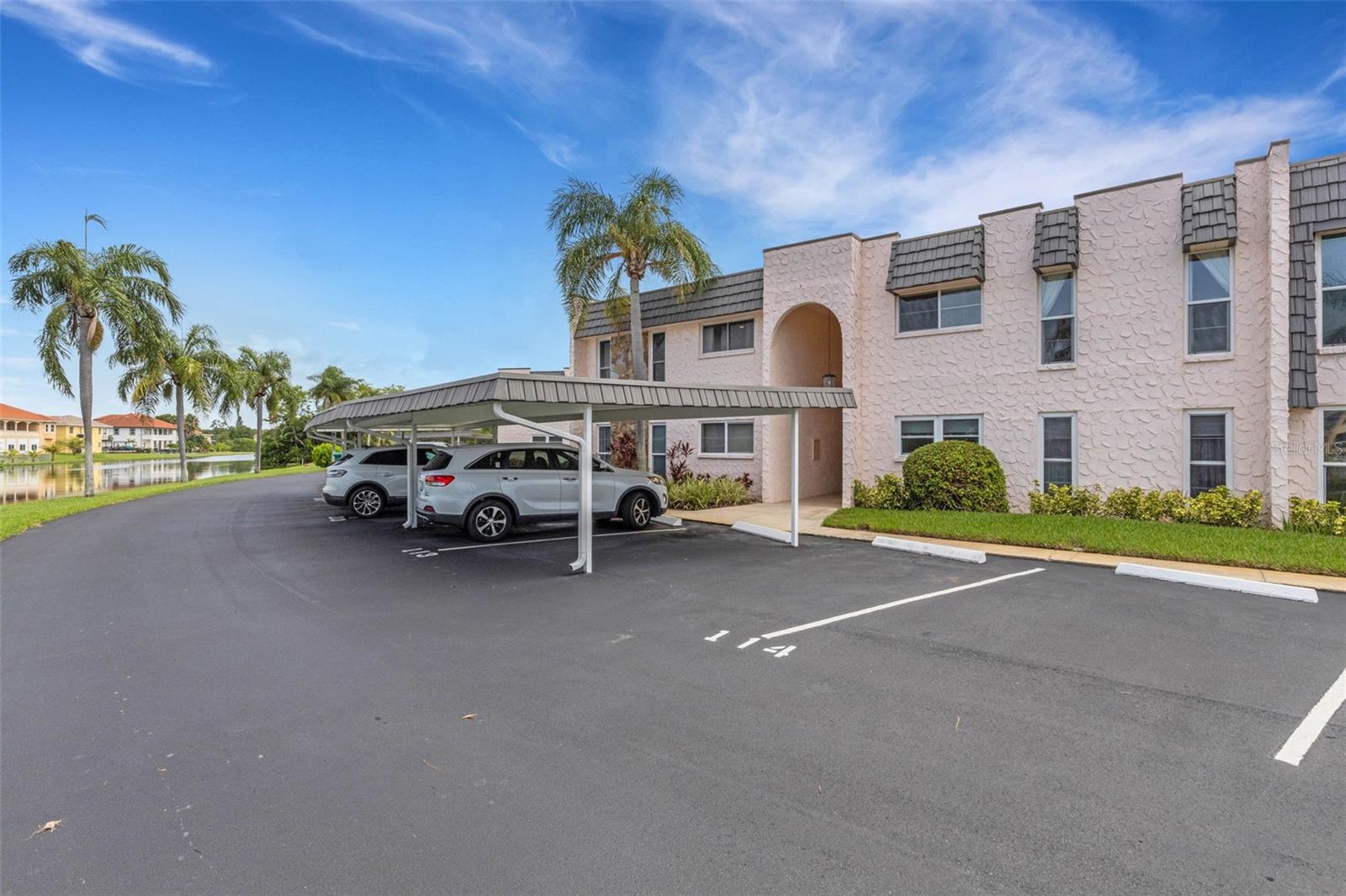 114 FERNWOOD CIRCLE 114