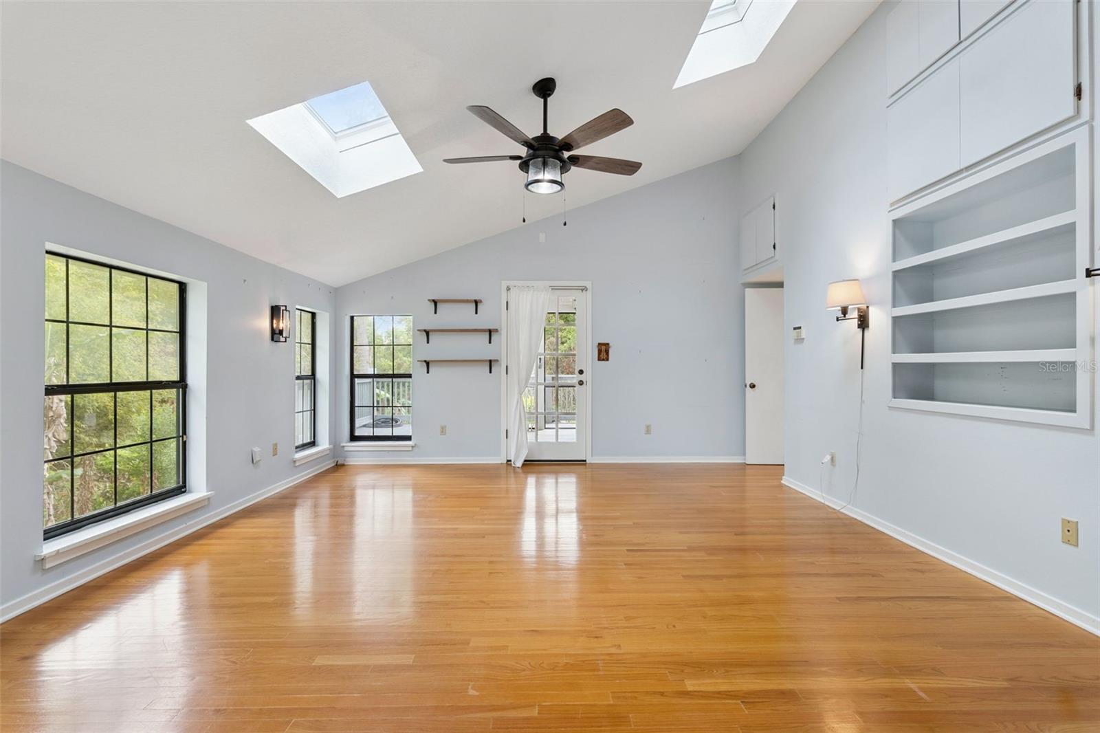 LAKE PICKET WOODS 5 ACRE DEV - Residential