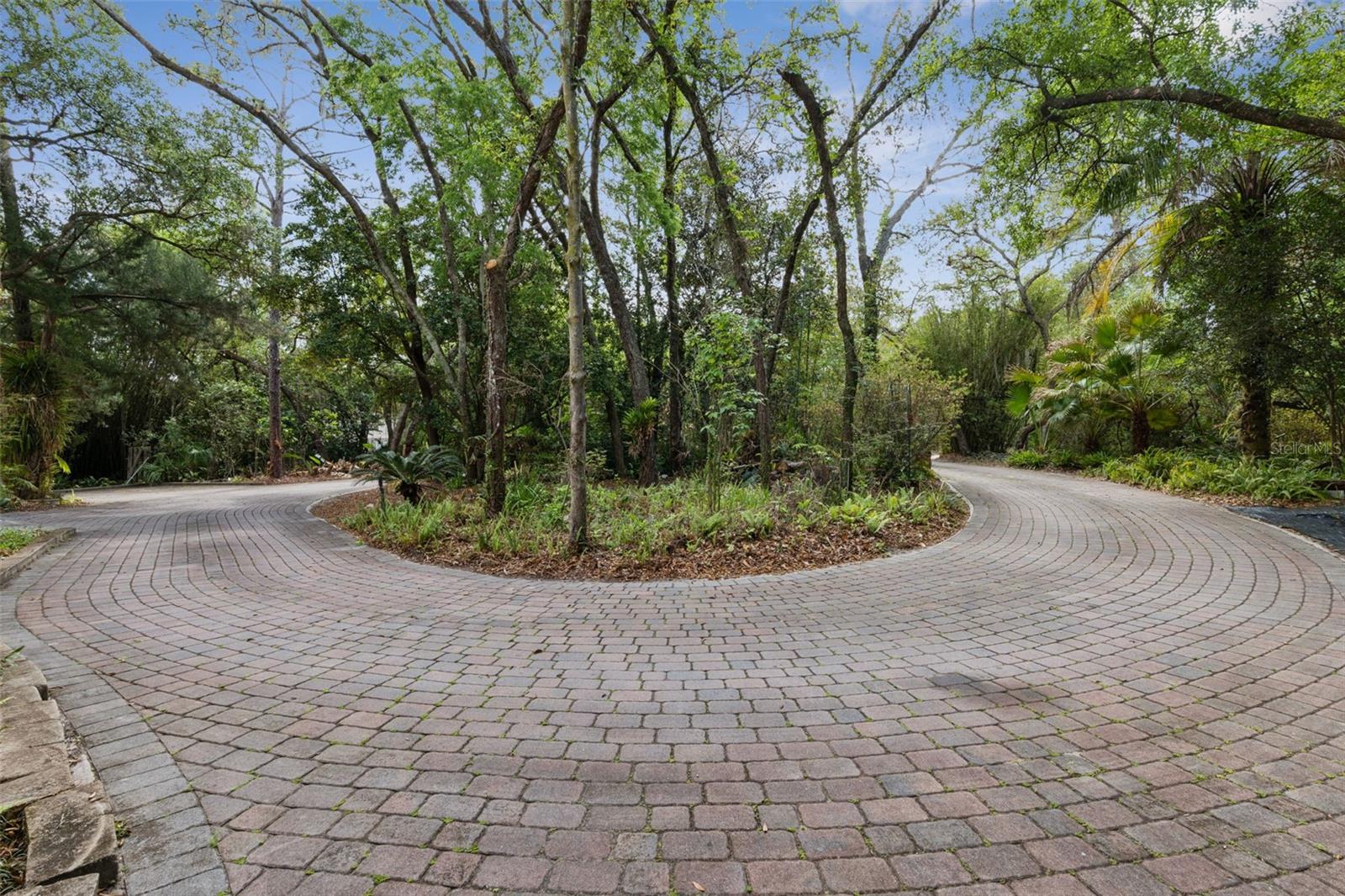 LAKE PICKET WOODS 5 ACRE DEV - Residential