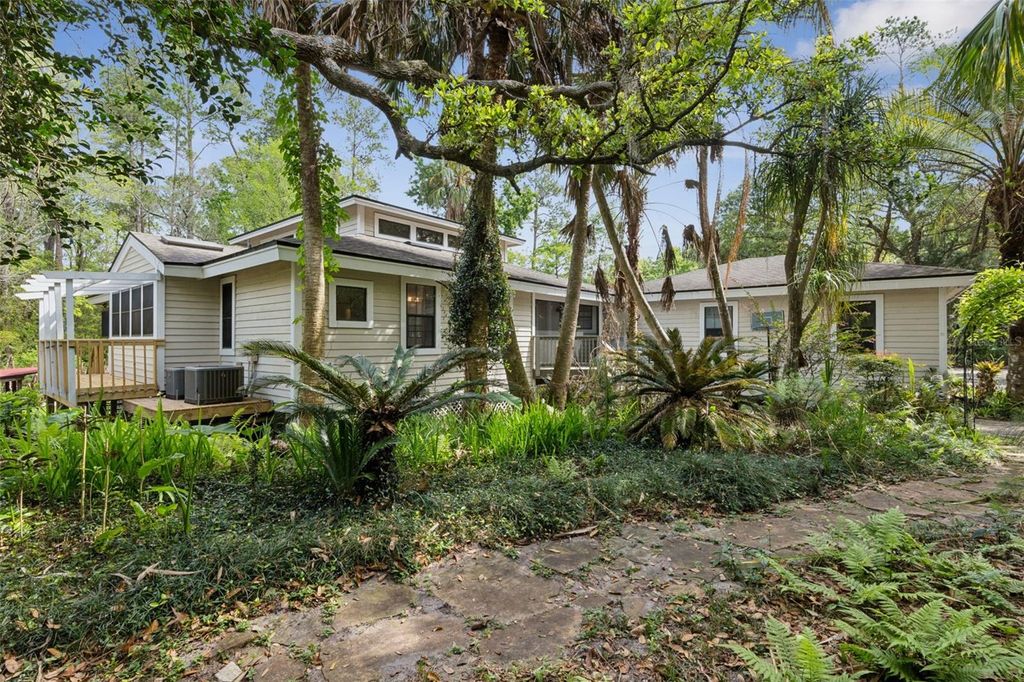 Photo of 156 Big Oak Bend, Chuluota, FL 32766 (MLS # O6396149)