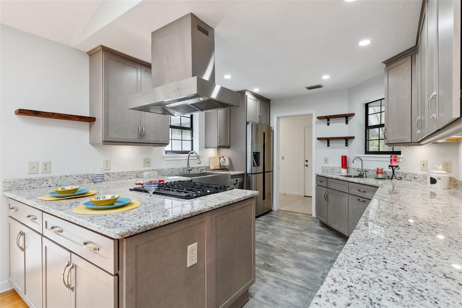 LAKE PICKET WOODS 5 ACRE DEV - Residential