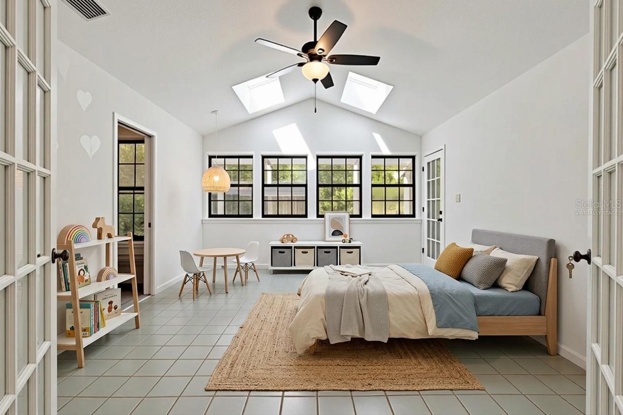 LAKE PICKET WOODS 5 ACRE DEV - Residential