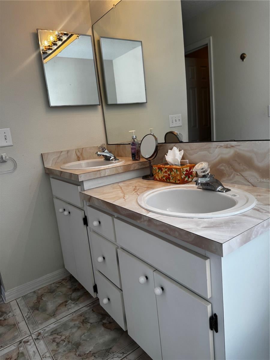Photo of 8806 Cypress Hammock Drive, Tampa, FL 33614 (MLS # TB8524883)