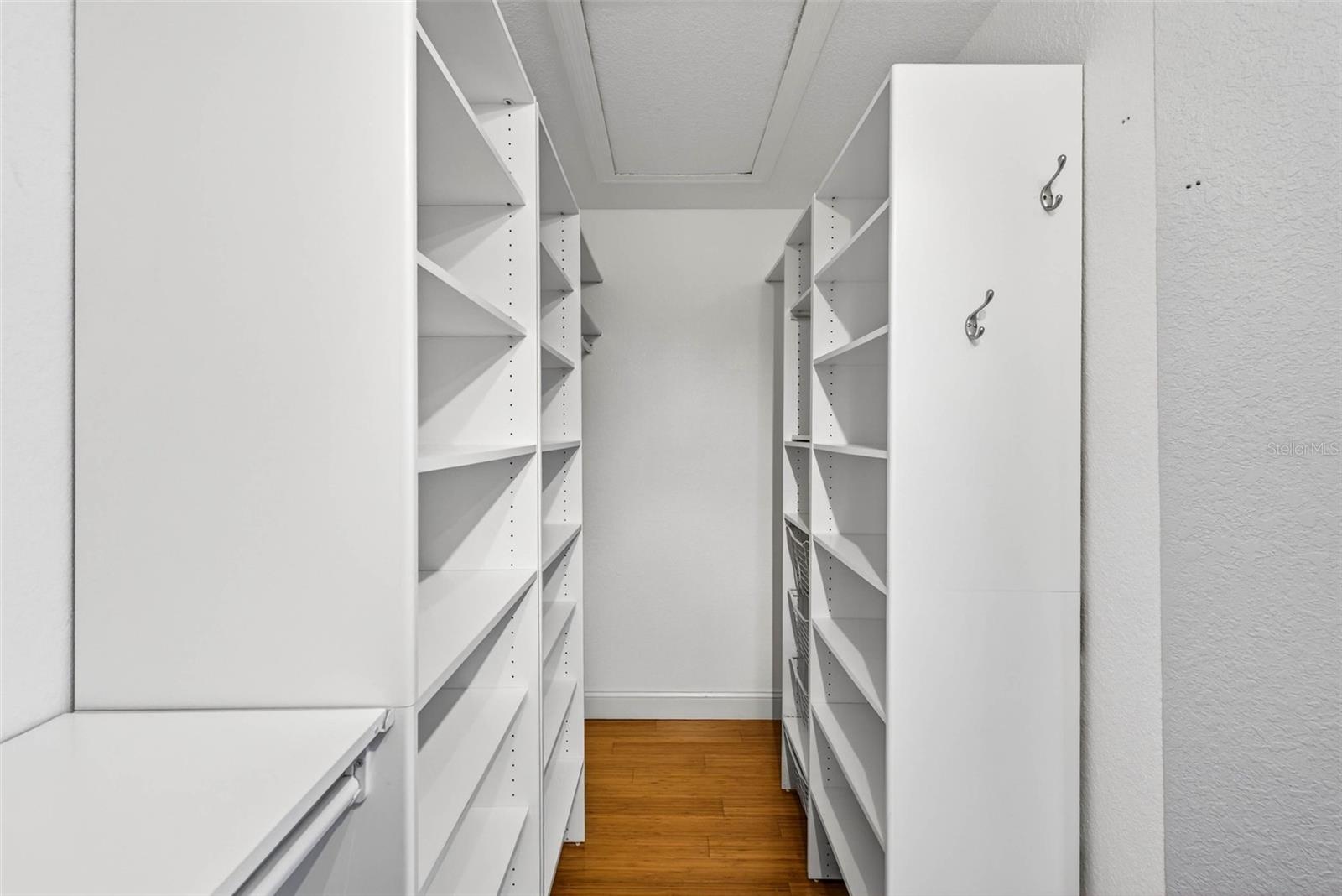 ARLINGTON PARK CONDO - Residential