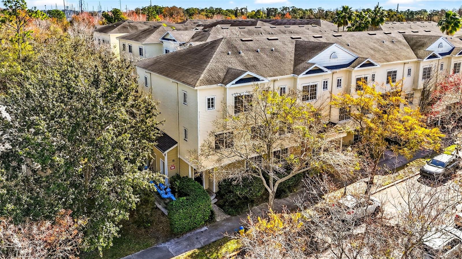 ARLINGTON PARK CONDO - Residential