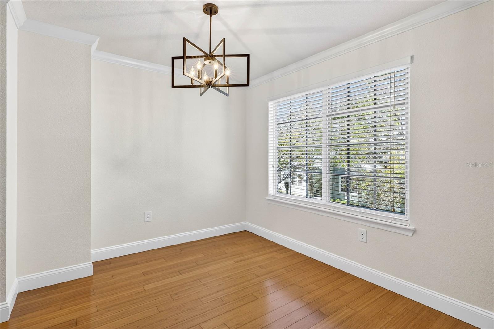 ARLINGTON PARK CONDO - Residential