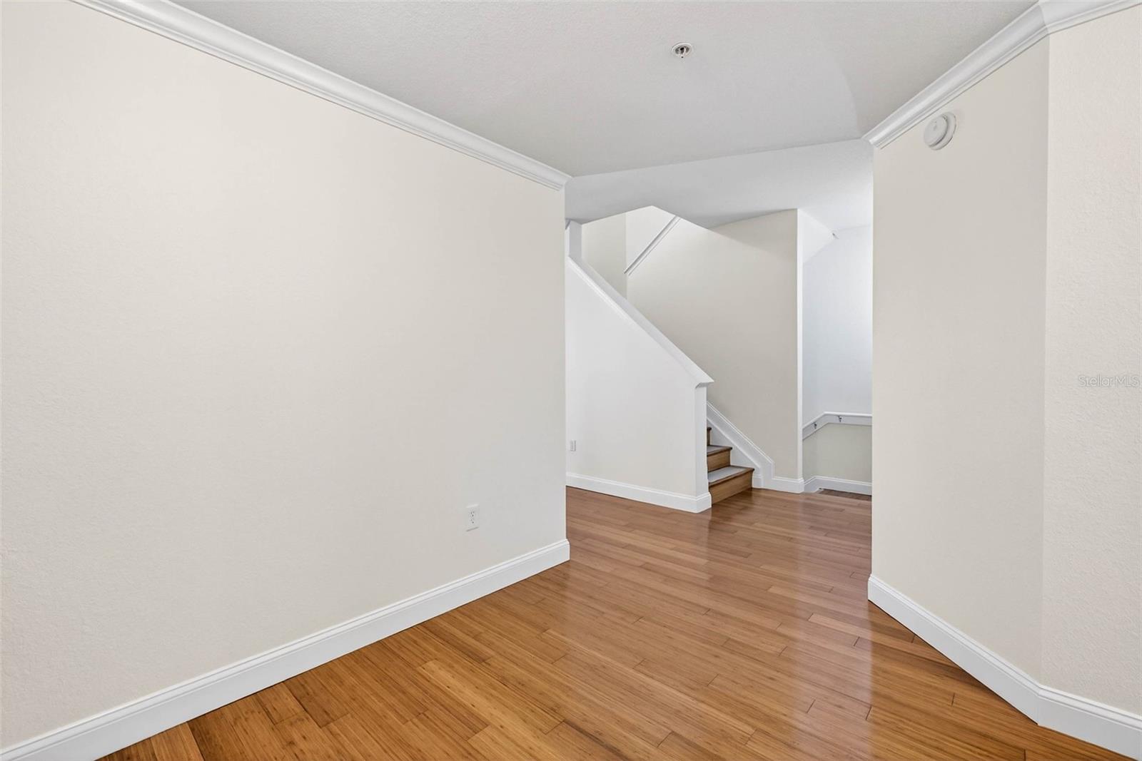 ARLINGTON PARK CONDO - Residential