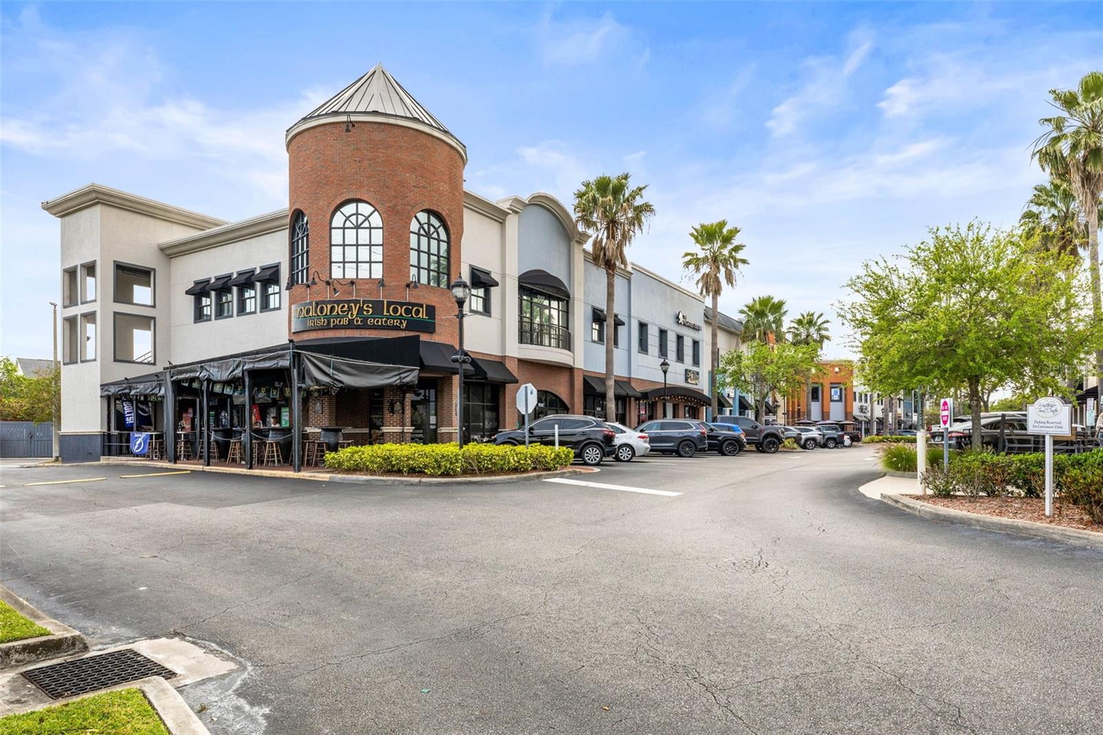 ARLINGTON PARK CONDO - Residential