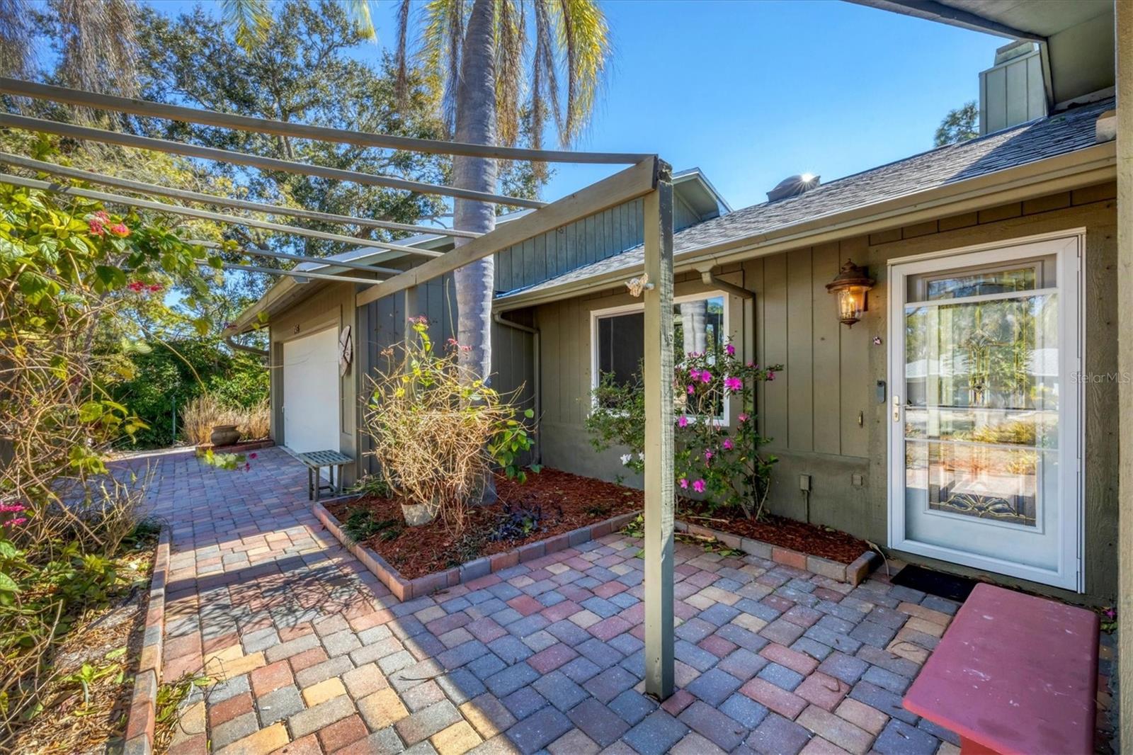 SESAME STREET - Residential