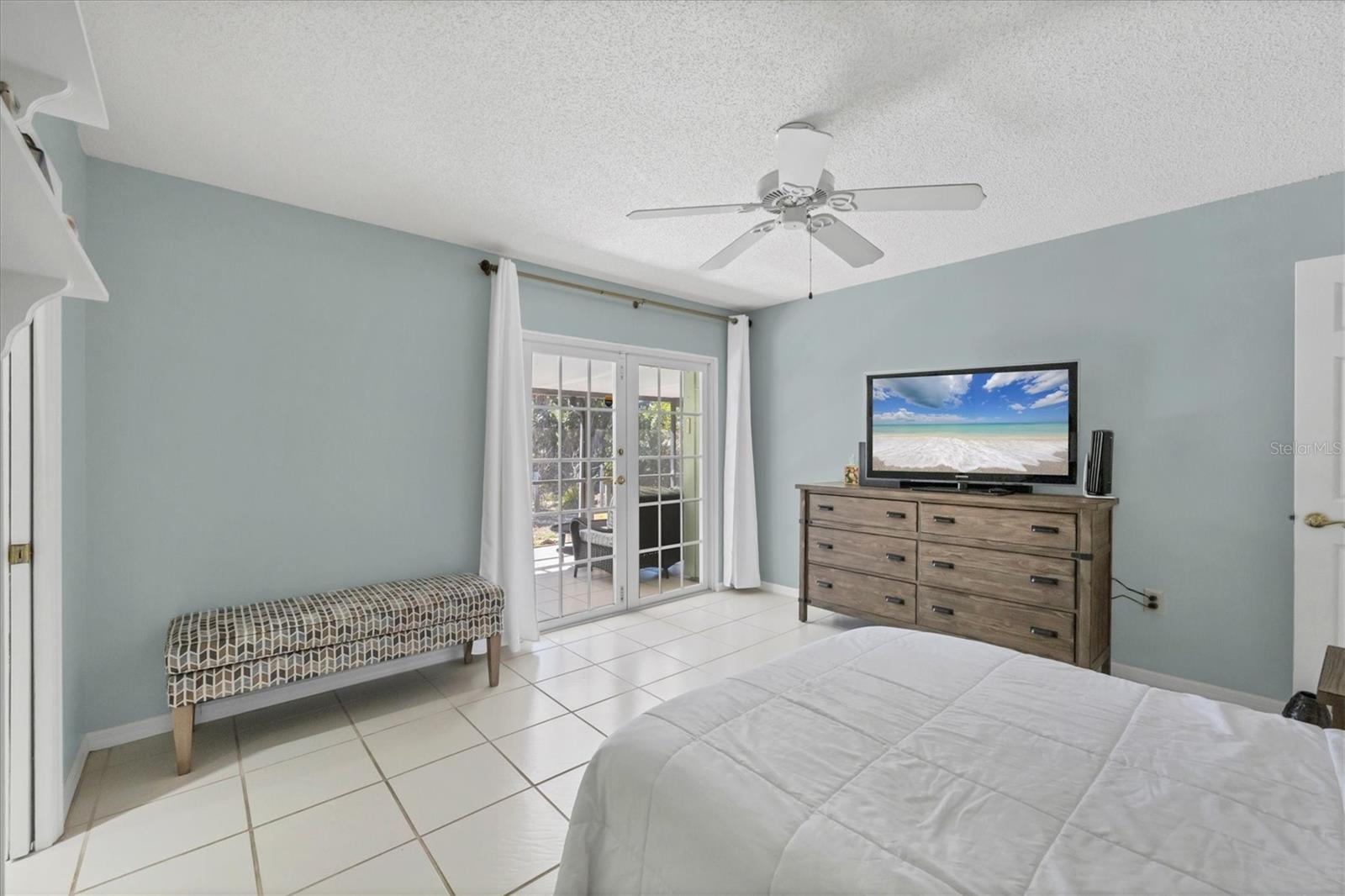 SESAME STREET - Residential