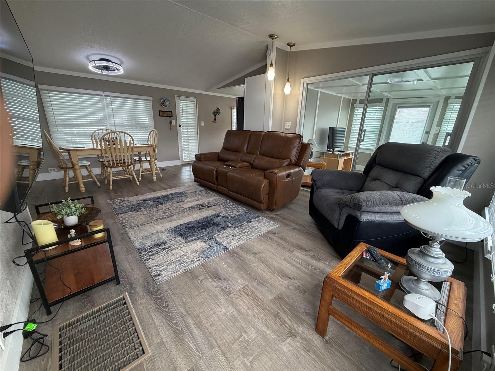 TRI-PAR ESTATES - Residential